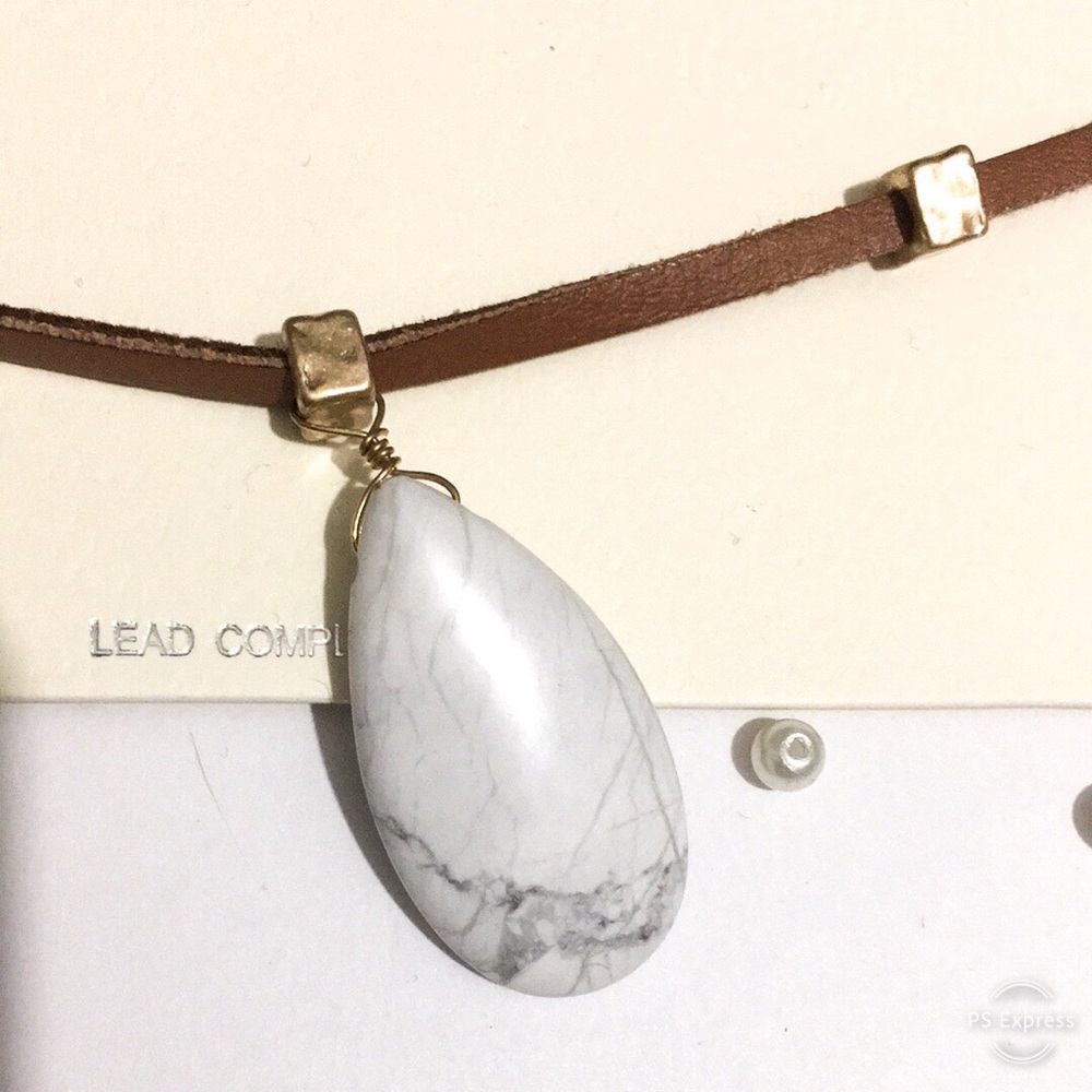 🌵Influence Genuine leather Choker - Picture 2 of 5